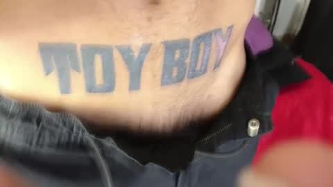 Snapshot of john_and_louis chatting on March 5, 2025, 2:12 pm John online show from March 5, 2025, 2:12 pm