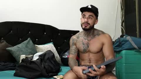 Snapshot of john_and_louis chatting on September 17, 2025, 10:50 am John online show from September 17, 2025, 10:50 am