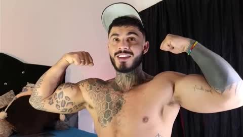 Snapshot of john_and_louis chatting on October 10, 2025, 11:09 am John online show from October 10, 2025, 11:09 am