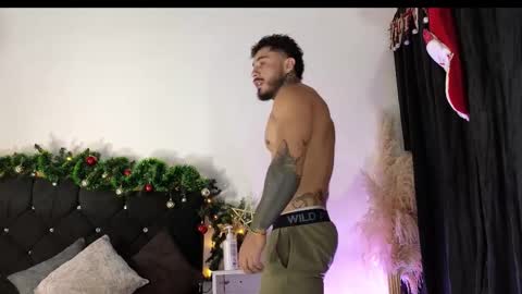 Snapshot of john_and_louis chatting on December 5, 2025, 11:08 am John online show from December 5, 2025, 11:08 am