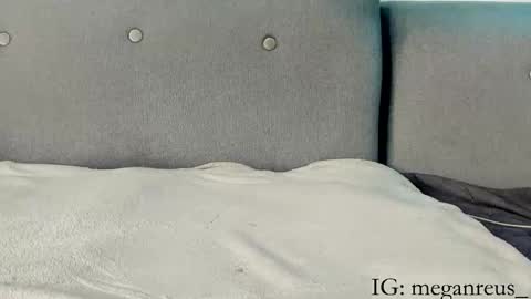 John carrie    Independent  Help me reach my goal 100 likes and 10000 followers  online show from February 13, 2025, 7:03 am