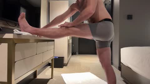 Snapshot of johnfitzzzzz chatting on October 21, 2025, 8:26 am J online show from October 21, 2025, 8:26 am