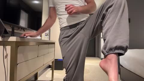 Snapshot of johnfitzzzzz chatting on October 23, 2025, 10:47 am J online show from October 23, 2025, 10:47 am