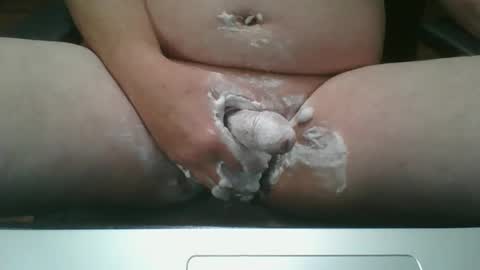 johnny972925 online show from December 9, 2024, 12:08 pm