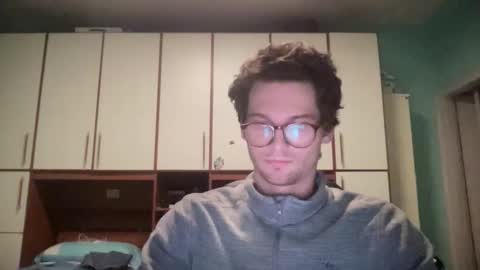 Johnny online show from December 4, 2025, 10:40 pm