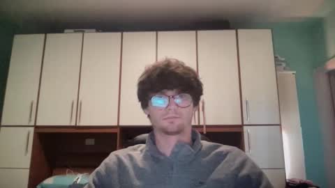 Johnny online show from December 5, 2025, 1:31 pm