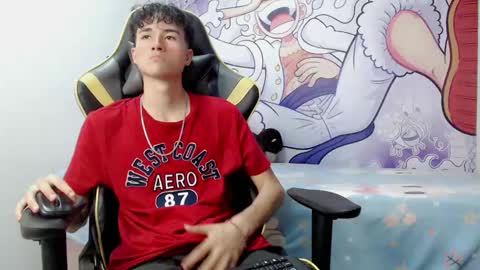 Snapshot of johnny_cagee chatting on December 28, 2024, 5:33 am johnny_cagee online show from December 28, 2024, 5:33 am