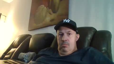 Snapshot of johnnycb7 chatting on November 4, 2025, 6:29 pm johnnycb7 online show from November 4, 2025, 6:29 pm