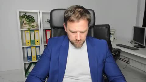 johnnydough82 online show from December 14, 2024, 4:56 am