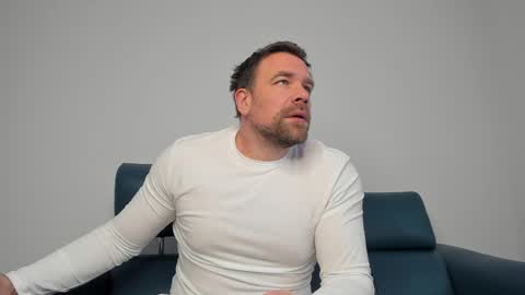 johnnydough82 online show from February 22, 2025, 6:50 am