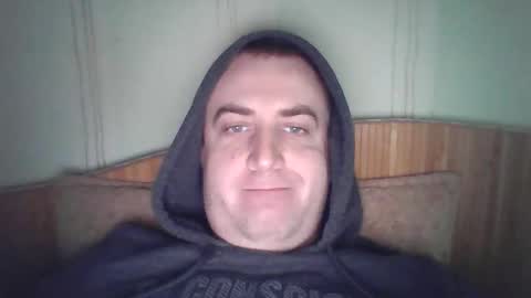 Snapshot of johnoreon chatting on November 15, 2025, 8:55 am johnoreon online show from November 15, 2025, 8:55 am