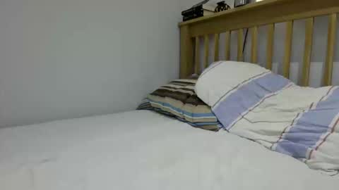 Snapshot of johnsmith198588541 chatting on September 30, 2025, 7:57 am John online show from September 30, 2025, 7:57 am