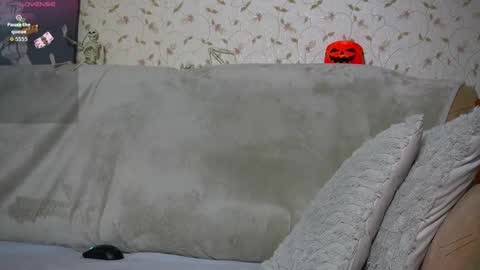 John online show from October 23, 2025, 6:28 pm