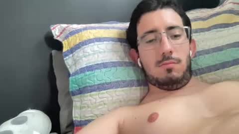 Snapshot of johnukber chatting on September 11, 2025, 5:46 pm John Ukber online show from September 11, 2025, 5:46 pm