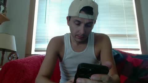 Snapshot of johstondude chatting on September 28, 2025, 12:32 pm Johston online show from September 28, 2025, 12:32 pm