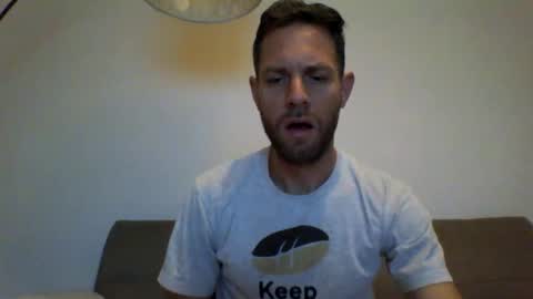 Snapshot of jojo19844 chatting on October 16, 2025, 4:46 am jojo19844 online show from October 16, 2025, 4:46 am