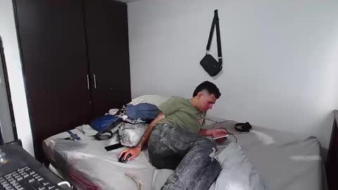Snapshot of jokerbrad_1 chatting on October 19, 2025, 6:52 pm jokerbrad_1 online show from October 19, 2025, 6:52 pm