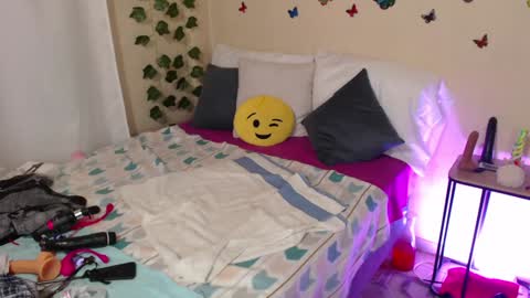 Jolie Mature online show from December 7, 2024, 1:58 am