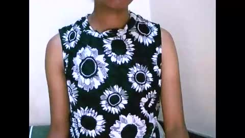 joliekah27 online show from November 8, 2025, 6:51 pm