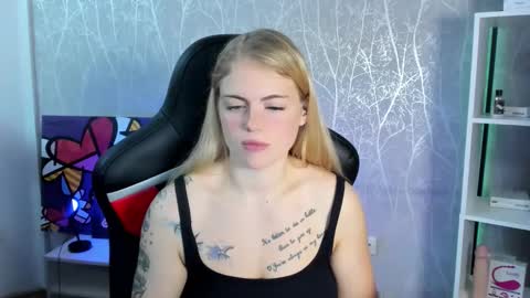 Snapshot of jolly_doll_ chatting on September 17, 2025, 3:19 am Jolly online show from September 17, 2025, 3:19 am