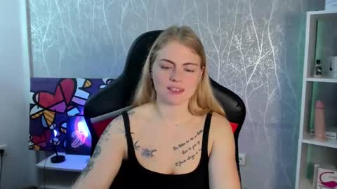 Snapshot of jolly_doll_ chatting on September 27, 2025, 3:22 am Jolly online show from September 27, 2025, 3:22 am