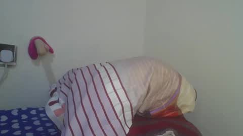 jollynabeb online show from February 28, 2025, 10:06 pm