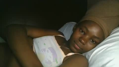 jollynabeb online show from October 18, 2025, 6:19 pm