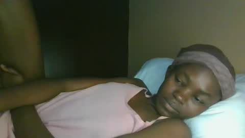 jollynabeb online show from November 18, 2025, 6:34 pm