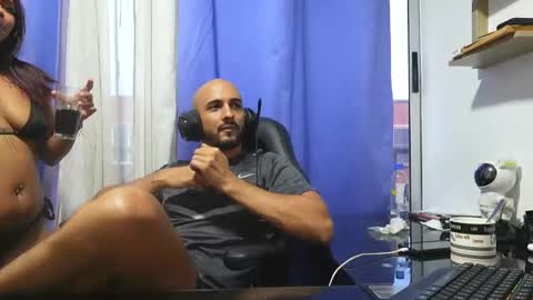 Snapshot of jon_bukowski chatting on October 19, 2025, 10:54 pm Jon online show from October 19, 2025, 10:54 pm