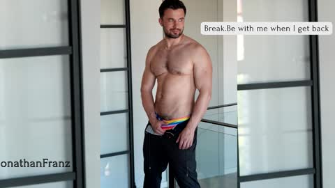 Snapshot of jonathanfranz123 chatting on December 28, 2024, 5:23 am jonathanfranz123 online show from December 28, 2024, 5:23 am