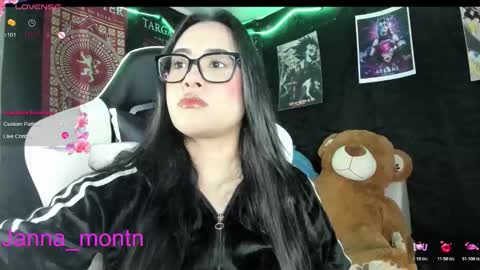 Snapshot of jonathanrwick chatting on November 13, 2025, 2:54 am Janna online show from November 13, 2025, 2:54 am