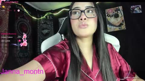 Snapshot of jonathanrwick chatting on November 14, 2025, 3:49 am Janna online show from November 14, 2025, 3:49 am