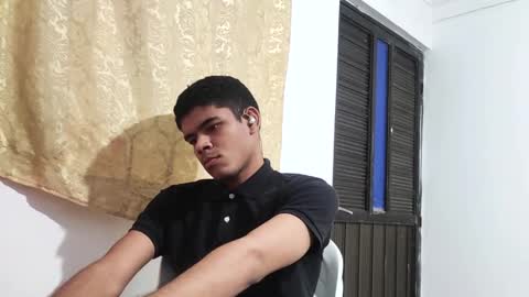 Snapshot of jonhsebastiann chatting on September 17, 2025, 6:26 am John online show from September 17, 2025, 6:26 am