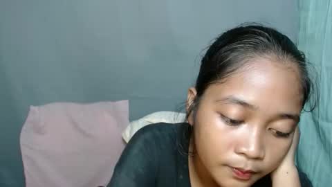 jonna2568 online show from September 23, 2025, 6:38 am