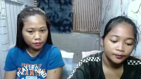 jonna2568 online show from November 15, 2025, 7:05 am