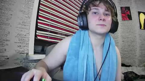 Snapshot of jonnymyloka chatting on December 2, 2024, 8:22 pm JONNY online show from December 2, 2024, 8:22 pm