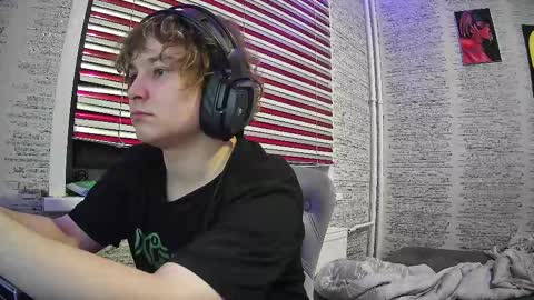 Snapshot of jonnymyloka chatting on December 29, 2024, 1:56 am JONNY online show from December 29, 2024, 1:56 am