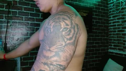 Jordan  online show from November 28, 2025, 7:00 am