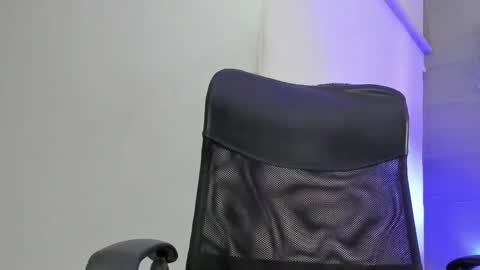 Snapshot of jordan_love7 chatting on January 28, 2025, 10:12 pm jordan online show from January 28, 2025, 10:12 pm