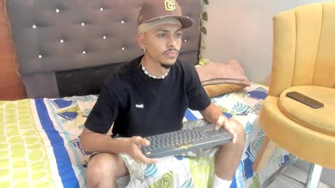 Snapshot of jordan_love7 chatting on February 17, 2025, 3:36 am jordan online show from February 17, 2025, 3:36 am