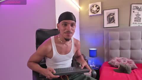 Snapshot of jordan_love7 chatting on February 20, 2025, 4:14 pm jordan online show from February 20, 2025, 4:14 pm