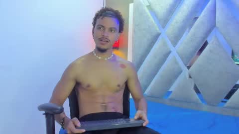 Snapshot of jordan_love7 chatting on February 25, 2025, 4:42 pm jordan online show from February 25, 2025, 4:42 pm