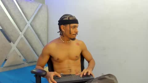 Snapshot of jordan_love7 chatting on February 28, 2025, 10:06 pm jordan online show from February 28, 2025, 10:06 pm