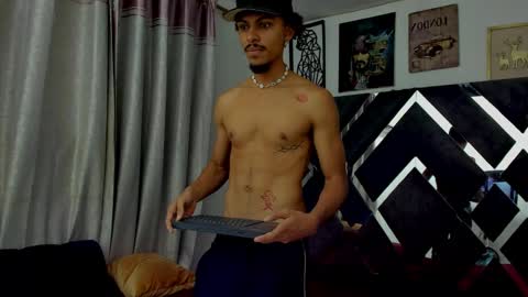 Snapshot of jordan_love7 chatting on March 11, 2025, 2:07 pm jordan online show from March 11, 2025, 2:07 pm