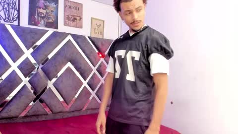 Snapshot of jordan_love7 chatting on March 12, 2025, 12:36 pm jordan online show from March 12, 2025, 12:36 pm