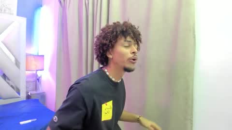 Snapshot of jordan_love7 chatting on September 9, 2025, 12:37 pm jordan online show from September 9, 2025, 12:37 pm