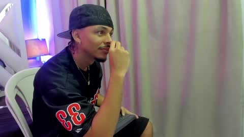 Snapshot of jordan_love7 chatting on September 21, 2025, 12:40 pm jordan online show from September 21, 2025, 12:40 pm