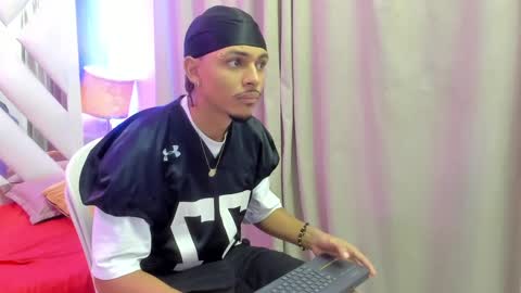 Snapshot of jordan_love7 chatting on September 28, 2025, 12:54 pm jordan online show from September 28, 2025, 12:54 pm