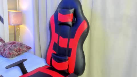 Snapshot of jordan_love7 chatting on October 18, 2025, 12:28 pm jordan online show from October 18, 2025, 12:28 pm