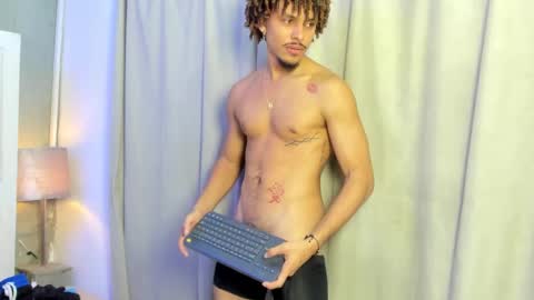 Snapshot of jordan_love7 chatting on November 8, 2025, 3:39 am jordan online show from November 8, 2025, 3:39 am